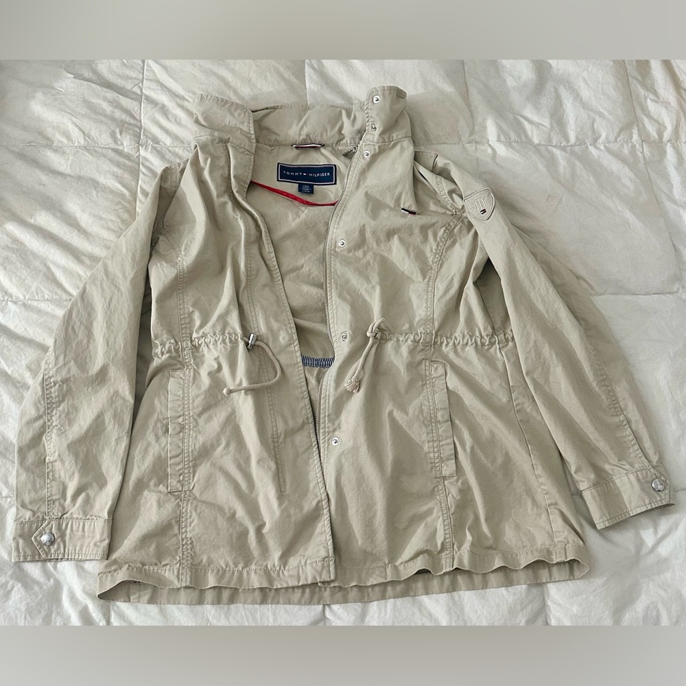 Tommy Hilfiger Jacket With Hidden Hood | US Women Size Large | Model No. 57151